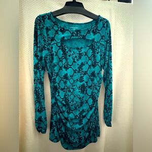 Snakeskin Teal Print Top w/ keyhole opening